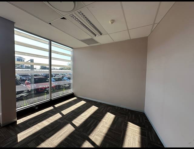 493M² OFFICE TO LET IN HIGHVELD